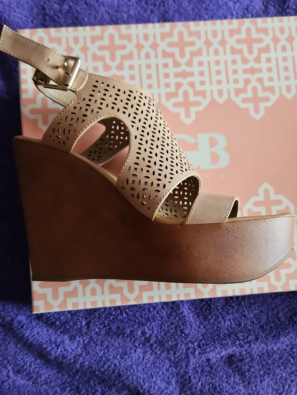 NWT Gianni Bini Soo-Good Sierra Tan Wood Look Platform Wedge, Size 7 M